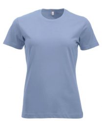 Clique New Classic-T Women T-shirt z bawełny, nowoczesny krój – light blue. Niebieskie t-shirty damskie CLIQUE, s, bez wzorów, z bawełny, bez kołnierzyka. Za 104.58 zł.