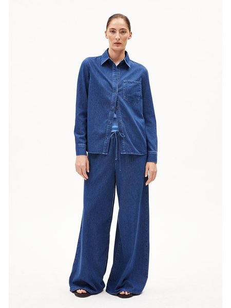 Armedangels Spodnie "Kelaani" w kolorze granatowym rozmiar: M. Niebieskie spodnie materiałowe damskie ARMEDANGELS, bez wzorów, z bawełny, z podwyższonym stanem. Za 266.01 zł.