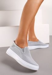 Szare Tenisówki na Platformie bez Zapięcia Ozdobione z Przodu Perforacją Prinesa. Szare trampki i tenisówki damskie Renee, bez wzorów, z jeansu. Za 49.99 zł.