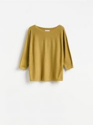 Gładki sweter z wiskozą - oliwkowy. Zielone swetry klasyczne damskie Reserved, l, z dzianiny, bez kołnierzyka. Za 79.99 zł.