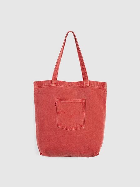 Levi's Shopper bag w kolorze czerwonym rozmiar: onesize. Czerwone shopper bag damskie Levi's, bez wzorów, z bawełny, na ramię, bez dodatków. Za 81.95 zł.