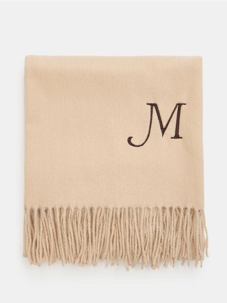 Szalik z frędzlami - beżowy. Brązowe szaliki i kominy damskie Sinsay, bez wzorów. Za 29.99 zł.