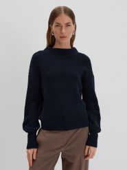 Someday Sweter w kolorze granatowym rozmiar: 38. Niebieskie golfy damskie Someday, bez wzorów, bez ramiączek. Za 166.88 zł.