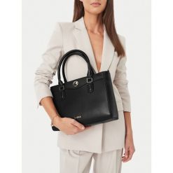 Torebka MEXX. Czarne torebki klasyczne damskie Mexx, bez wzorów, bez dodatków. Za 229.99 zł.