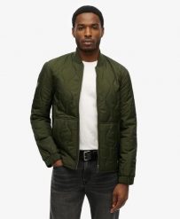 Superdry Kurtka Surplus Quilted Liner Olive Green. Zielone kurtki męskie Superdry., m, bez wzorów, z elastanu, bez kaptura. Za 430.25 zł.