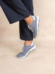 Buty sportowe damskie TBS Jellina. Niebieskie obuwie do biegania damskie Tbs. Za 423.00 zł.
