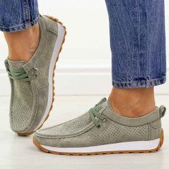 Zielone skórzane mokasyny damskie Evento 9772. Zielone mokasyny damskie Evento, z jeansu. Za 239.00 zł.