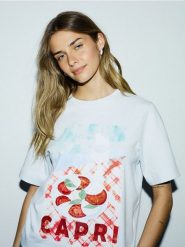 Bawełniany t-shirt z nadrukiem - jasnoniebieski. Niebieskie t-shirty damskie Reserved, l, bez wzorów, z bawełny, bez kołnierzyka. W wyprzedaży za 29.99 zł.
