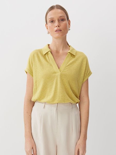 Someday Koszulka w kolorze żółtym rozmiar: 42. Żółte bluzki damskie Someday, bez wzorów, bez kołnierzyka, bez ramiączek. Za 159.95 zł.