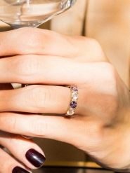 DIAMOND & CO Złoty pierścionek "Carat Color" z diamentami, kwarcem i ametystem rozmiar: 54. Różowe pierścionki damskie Diamond & Co, z ametystem, złote. Za 1,174.99 zł.