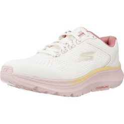 Buty SKECHERS GO RUN CONSISTENT 2.0 Beżowy. Brązowe buty sportowe na co dzień damskie Skechers, bez wzorów, z tkaniny. Za 361.65 zł.