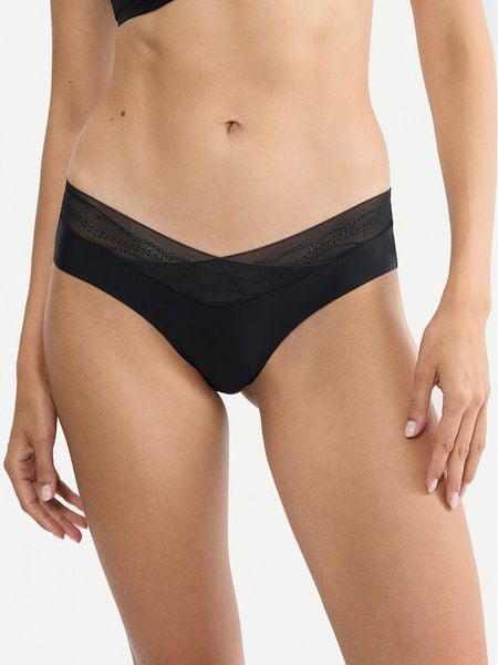 Triumph Figi klasyczne Breathe & Lift Smart 10226437 Czarny. Czarne figi damskie Triumph, s, bez wzorów, z syntetyku. Za 79.99 zł.