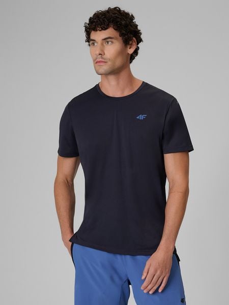 4F Koszulka trenignowa regular szybkoschnąca męska - granatowa L. Niebieskie t-shirty sportowe męskie 4f, l, bez ramiączek, do biegania. Za 129.99 zł.