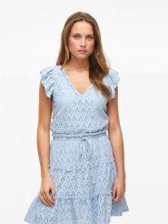 Vila Koszulka "Amalina" w kolorze błękitnym rozmiar: S. Niebieskie bluzki damskie Vila, s, bez wzorów, z bawełny, bez kołnierzyka, bez ramiączek. Za 56.79 zł.