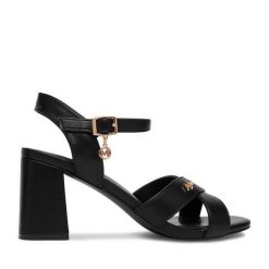 Sandały MEXX. Czarne sandały damskie Mexx, bez wzorów, bez obcasa, na słupku. Za 159.99 zł.