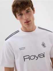 T-shirt comfort z nadrukiem - biały. Białe t-shirty męskie Reserved, l, bez wzorów, z bawełny, bez kołnierzyka. Za 69.99 zł.