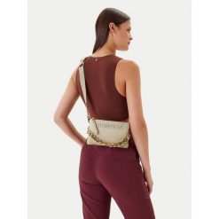 Torebka Steve Madden. Białe torebki klasyczne damskie Steve Madden, bez wzorów, bez dodatków. Za 341.99 zł.