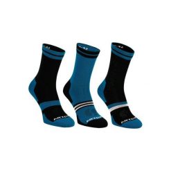 Skarpety sportowe RS160 3 pary. Niebieskie skarpetki damskie ARTENGO, bez wzorów, z bawełny. Za 14.99 zł.