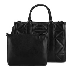 Torebka GINO ROSSI. Czarne torebki klasyczne damskie Gino Rossi, bez wzorów, bez dodatków. Za 195.99 zł.