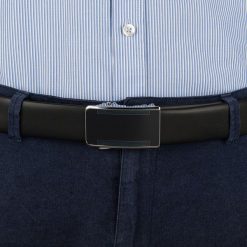 Pasek męski skórzany 3,5 cm klamra automatyczna Beltimore czarny 02-596 : Kolory - czarny, Rozmiar pasków - r.110-125 cm. Czarne paski męskie bez wzorów, ze skóry, wizytowe. Za 64.99 zł.