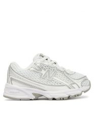 New Balance Sneakersy IZ740WM Biały. Białe buty sportowe chłopięce New Balance, bez wzorów, z materiału, bez zapięcia. Za 269.99 zł.