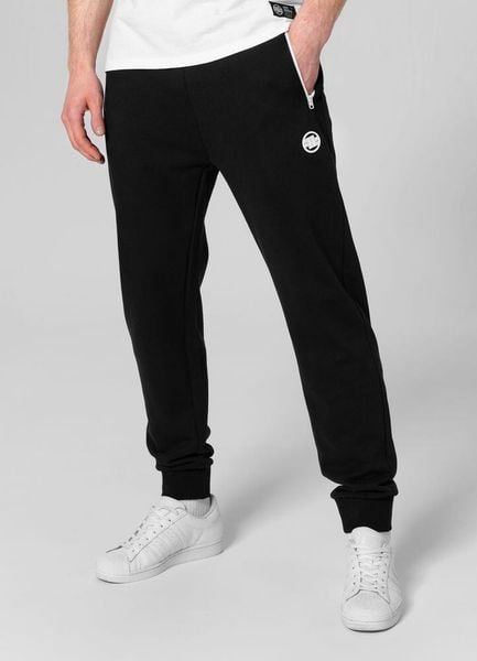 Spodnie sportowe męskie Pitbull West Coast Trackpants Small Logo Terry Group. Czarne spodnie sportowe męskie PITBULL, z bawełny. Za 219.00 zł.
