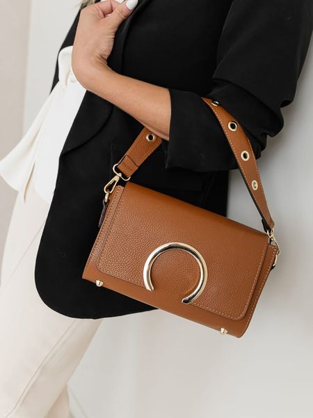 Lia Biassoni Skórzana torebka "Solano" w kolorze jasnobrązowym - 24 x 16 x 8 cm rozmiar: onesize. Brązowe torebki klasyczne damskie Lia Biassoni, bez wzorów, z materiału, bez dodatków. Za 305.29 zł.