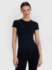 4F Koszulka do jogi i pilatesu szybkoschnąca damska - czarna XS/S. Czarne bluzki sportowe damskie 4f, l, bez wzorów, z dzianiny, bez ramiączek. W wyprzedaży za 59.99 zł.