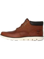Timberland Skórzane botki "Bradstreet Chukka" w kolorze jasnobrązowym rozmiar: 44,5. Brązowe buty zimowe męskie Timberland, bez zapięcia. Za 368.96 zł.