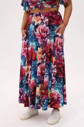 Rozkloszowana spódnica Solea MIDI w print piwonii PLUS SIZE XXL OVERSIZE. Spódniczki damskie Moda Size Plus Iwanek, l, bez wzorów, z bawełny, eleganckie, plus size, midi, oversize. W wyprzedaży za 229.90 zł.