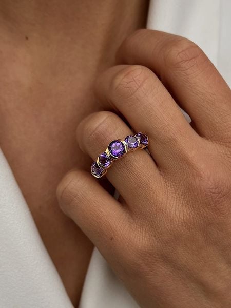 Les Petites Précieuses Pozłacany pierścionek z ametystem rozmiar: 58. Różowe pierścionki damskie Les Petites Précieuses, z ametystem, pozłacane. Za 322.73 zł.