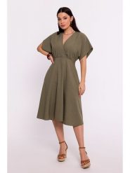 Be Wear Sukienka w kolorze khaki rozmiar: XXL. Brązowe sukienki damskie Be Wear, xxl, bez wzorów, bez kołnierzyka, bez ramiączek, midi, rozkloszowane. Za 192.79 zł.