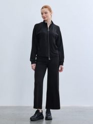 BGN Bluza w kolorze czarnym rozmiar: 36. Czarne bluzy bez kaptura damskie BGN. Za 108.99 zł.