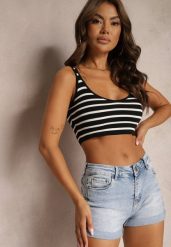 Niebieskie Denimowe Szorty z Bawełny High Waist z Efektem Push-Up Zoebe. Niebieskie szorty damskie Renee, bez wzorów, z bawełny, eleganckie, z podwyższonym stanem. Za 54.99 zł.