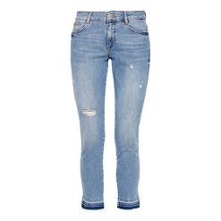 S.Oliver jeansy damskie 40 niebieski. Niebieskie jeansy damskie S.Oliver. W wyprzedaży za 232.00 zł.