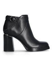 Liu Jo Skórzane botki w kolorze czarnym rozmiar: 38. Czarne botki damskie Liu Jo, eleganckie, bez obcasa, bez zapięcia. Za 523.38 zł.