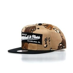 Czapka Mitchell & Ness ne18z box logo. Czarne czapki męskie Mitchell & Ness, bez wzorów, sportowe. Za 213.50 zł.