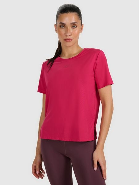 4F Koszulka treningowa regular szybkoschnąca damska - różowa XL. Czerwone bluzki sportowe damskie 4f, uniwersalny, bez wzorów, z elastanu, bez ramiączek. Za 79.99 zł.