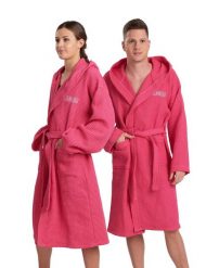 Szlafrok kąpielowy na basen po treningu unisex Arena Hooded Robe. Czerwone szlafroki damskie Arena, s, bez wzorów, z bawełny. Za 201.98 zł.