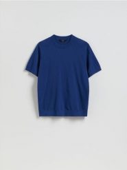 Sweter z krótkim rękawem - niebieski. Niebieskie swetry męskie Reserved, l, bez wzorów, z bawełny, bez kołnierzyka. Za 99.99 zł.