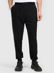 4F Spodnie dresowe w kolorze czarnym rozmiar: XL. Czarne spodnie dresowe męskie 4f, bez wzorów, z dresówki. Za 74.63 zł.