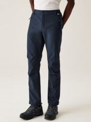 Regatta Spodnie softshellowe "Geo" w kolorze granatowym rozmiar: 52. Niebieskie spodnie materiałowe męskie Regatta, bez wzorów, sportowe. Za 156.98 zł.