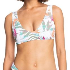 Góra od bikini Roxy Beach Classic. Białe bikini damskie Roxy, bez wzorów. W wyprzedaży za 88.00 zł.