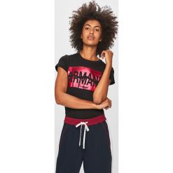 Armani Exchange - T-shirt. Białe t-shirty damskie Armani Exchange, l, bez wzorów, z bawełny, bez kołnierzyka. Za 219.90 zł.