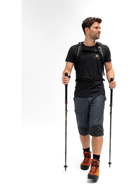 Maier Sports Szorty funkcyjne "Stoneflex" w kolorze antracytowym rozmiar: 56. Czarne szorty męskie Maier Sports, bez wzorów, z materiału. Za 209.82 zł.