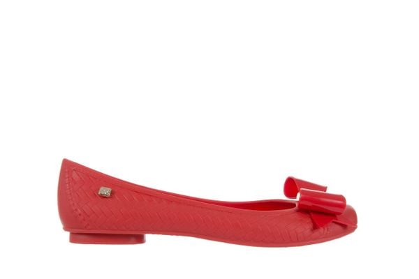 Baleriny T&G Fashion 11-087 Red, Czerwony, Guma - 39. Czerwone baleriny damskie TG, bez wzorów, z gumy, bez obcasa. W wyprzedaży za 26.10 zł.