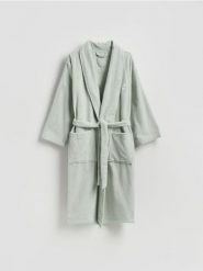 Bawełniany szlafrok - jasnozielony. Zielone szlafroki damskie Reserved, l, bez wzorów, z bawełny. Za 159.99 zł.