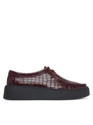 Clarks Półbuty Torview W 26328105 Bordowy. Czerwone półbuty damskie Clarks, bez wzorów, ze skóry, bez obcasa, na płaskiej podeszwie. Za 569.99 zł.