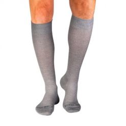Szare, wełniane skarpetki kompresyjne 3/4 z wełny merynosów. Szare skarpetki damskie OEM, bez wzorów, z wełny. W wyprzedaży za 92.32 zł.