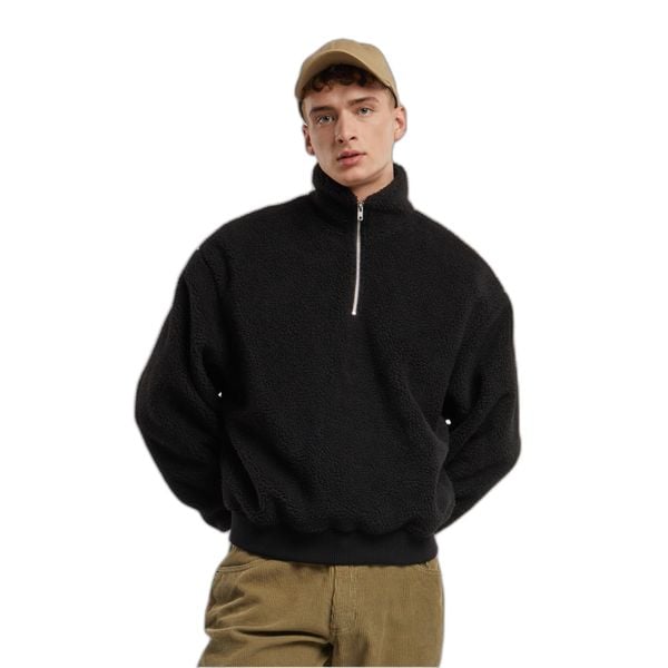 Sweter oversize Urban Classics. Czarne swetry męskie Urban Classics, m, bez wzorów, z materiału, bez kołnierzyka. Za 237.00 zł.